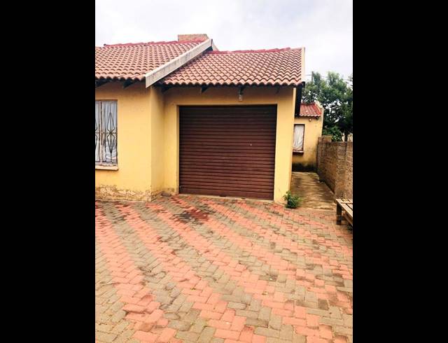 3 BEDROOM HOUSE FOR SALE IN LEACHVILLE
